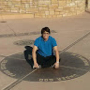 Meet your Posher, Carlo